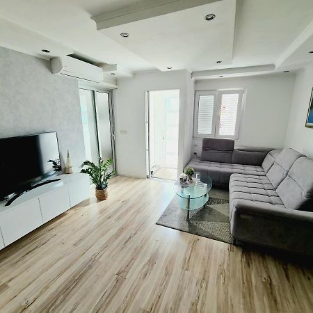 Apartment Mirjana Makarska Exterior photo