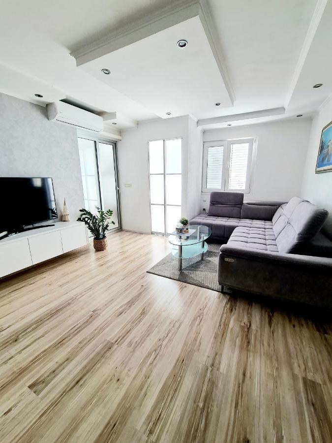 Apartment Mirjana Makarska Exterior photo