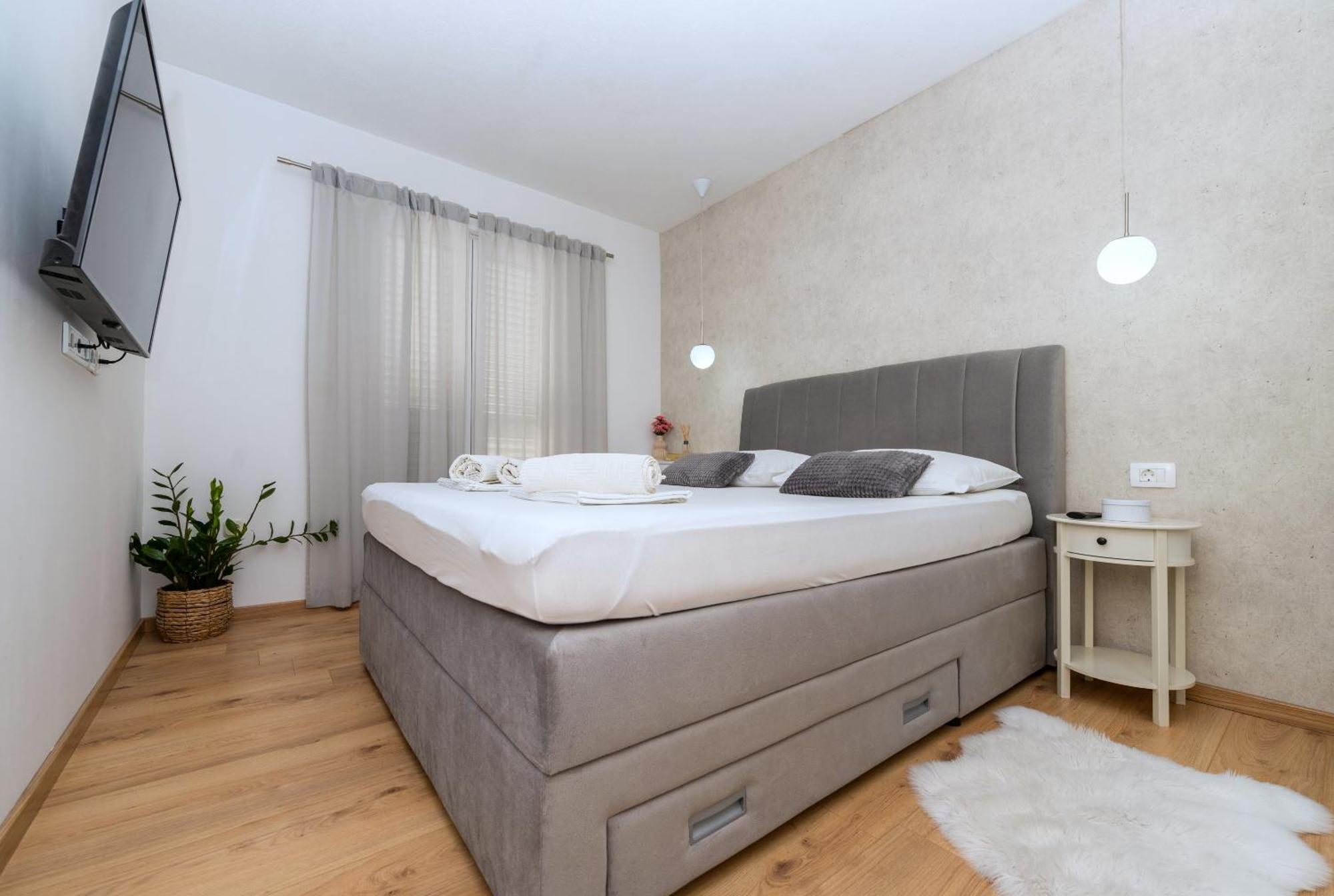 Apartment Mirjana Makarska Exterior photo