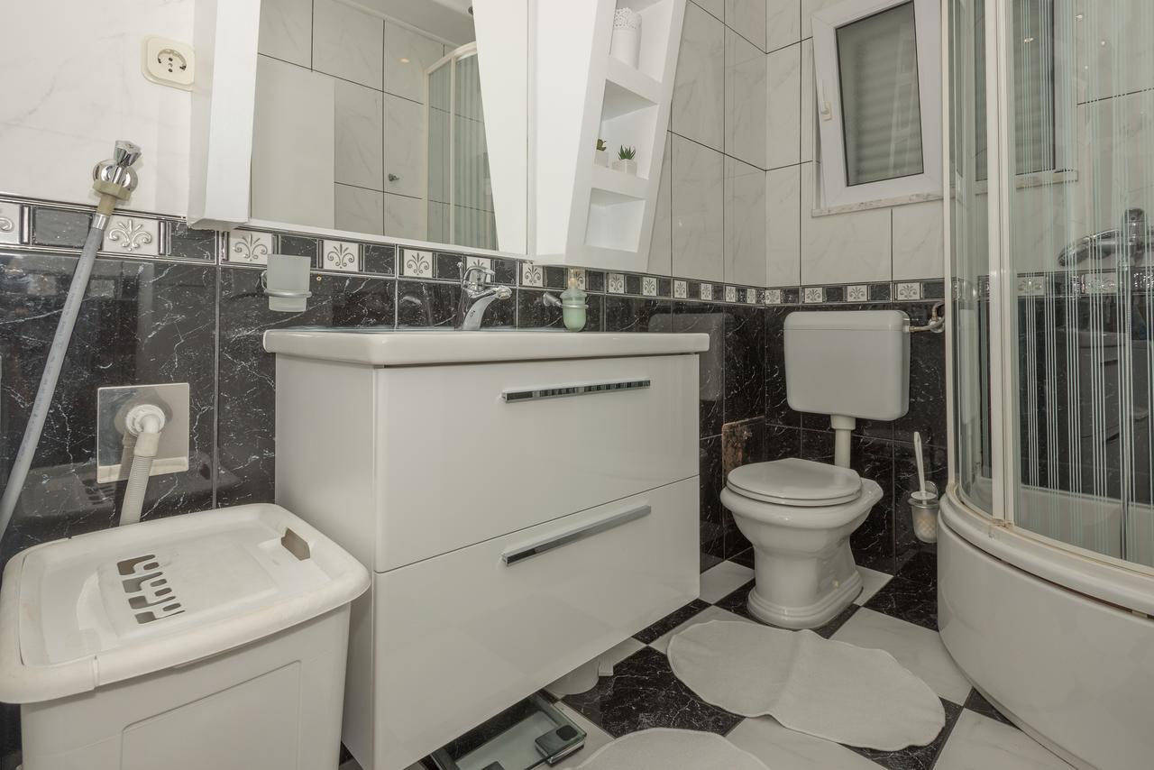 Apartment Mirjana Makarska Exterior photo
